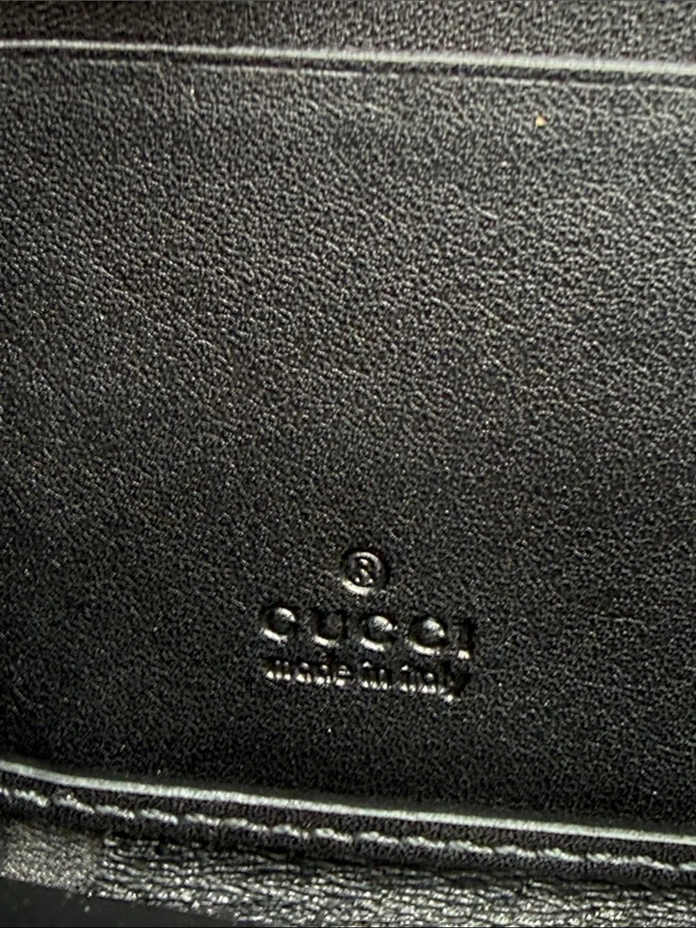 Gucci Black Embossed GG Leather Zip Wallet with Gold Plaque BEAUTIFUL